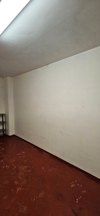 Alquiler. Trastero de gran tamaño en Arteixo 22m2
