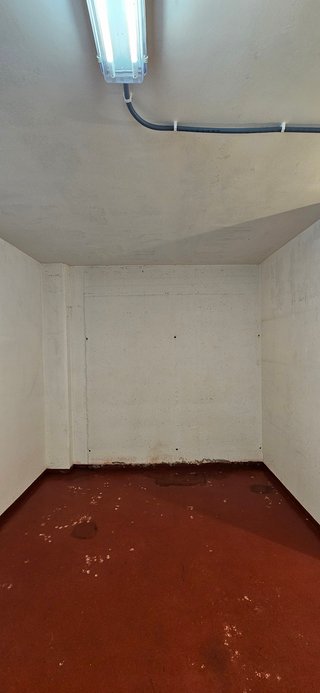 Alquiler. Trastero de gran tamaño en Arteixo 22m2