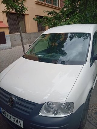 Volkswagen Caddy 2011
