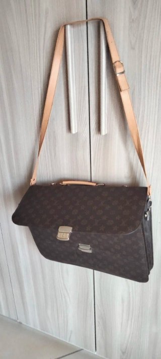 Elegante porta documenti marrone e beige