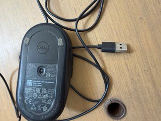 Ratón Dell Negro con Cable USB