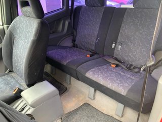 Nissan Terrano II   2.4 gasolina