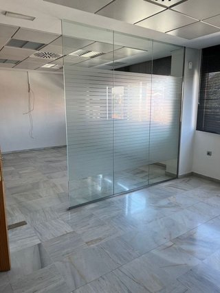 Oficina en alquiler en La Calzada en Sevilla