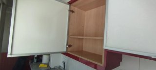 Cocina completa roja y blanca