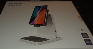 SOPORTE+CARGADOR iPad Pro/Air  StudioDock Kensingt
