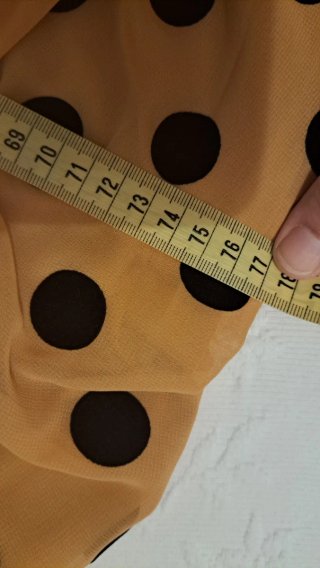 Vestido lunares amarillo y negro