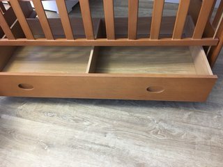 Cuna de madera con colchón 1,20x0,60 m y cajón