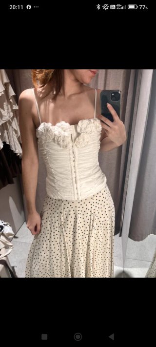 Top Zara Flores Relieve Blanco