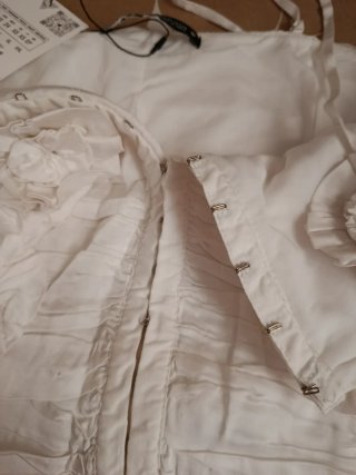 Top Zara Flores Relieve Blanco