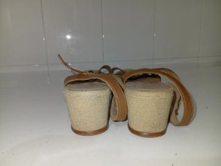 Sandalias Zendra Basic Plataforma Beige/Marrón
