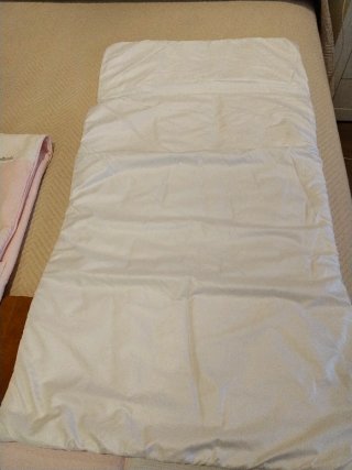 Colcha cuna + protector