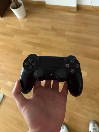 PS4 Slim Negra Sony