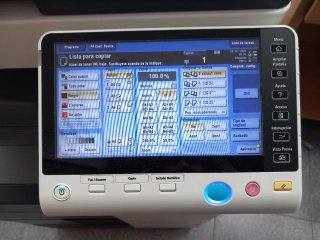 Konica Minolta bizhub C454e Fotocopiadora