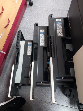Konica Minolta bizhub C454e Fotocopiadora