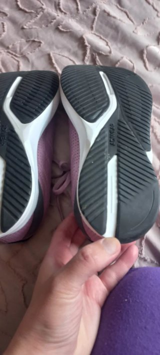 Zapatillas deportivas rosas