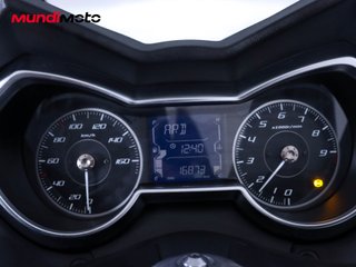 YAMAHA X-MAX 300 IRON MAX ABS