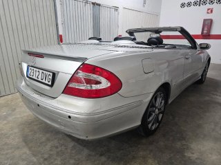 Mercedes-Benz  CLK 2004