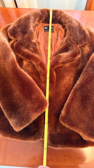 Chaquetón pelo Zara color teja Talla S