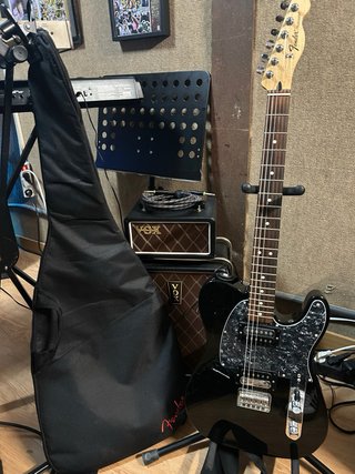 Telecaster HH Negra con Funda y Correa de Fender