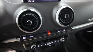 AUDI A3 RS3 Sportback TFSI quattro S tron