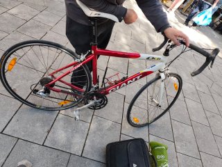 Bicicleta Carretera Giant OCR Roja/Blanca