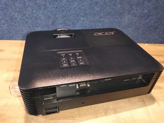 Proyector Acer Essential X1128i DLP 4800 Lúmenes