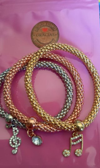 Conjunto 3 Pulseras Notas Musicales