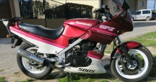 Kawasaki GPZ 500S 1991 Roja y Blanca