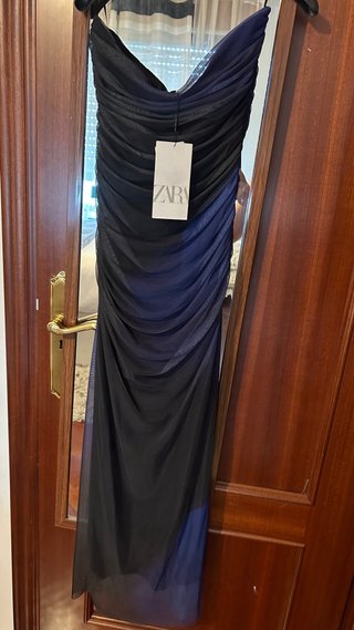 Vestido Zara palabra de honor negro y azul