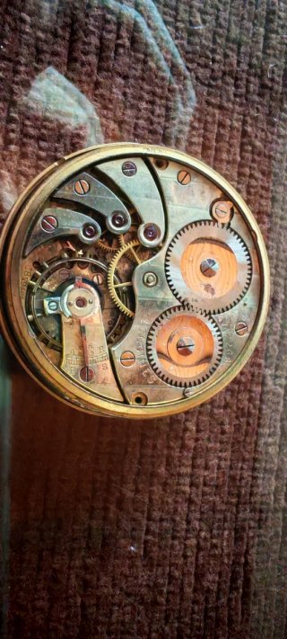 Maquinaria Reloj Bolsillo LONGINES, numeración oro