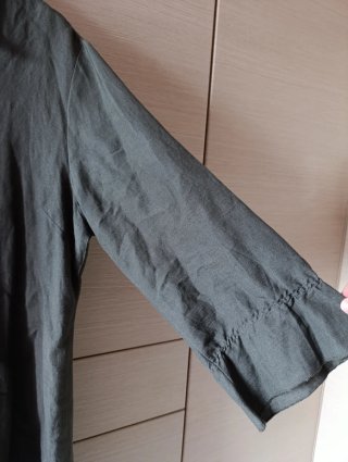 Abito camicia in lino verde oliva