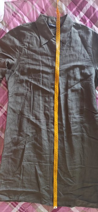 Abito camicia in lino verde oliva