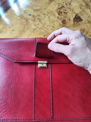 Carpeta portadocumentos tipo piel roja