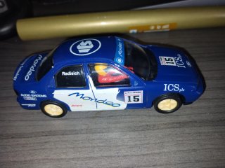 Scalextric Ford Mondeo ICS 15