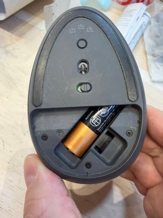 Logitech Lift Ratón Ergonómico Vertical, Inalámbri