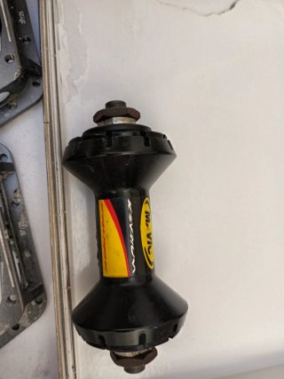 Buje Mavic Ksyrium 20 radios. Perfecto estado