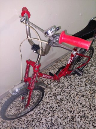 Bicicleta infantil. plegable. Motoretta