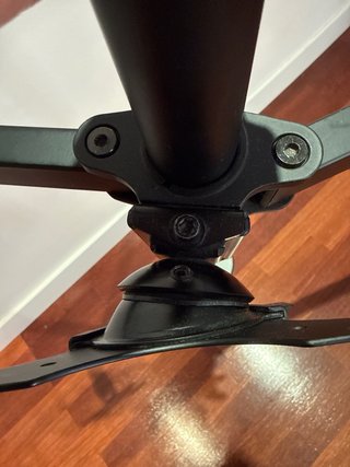 Brazo Soporte 3 Monitores Negro 24” maximo