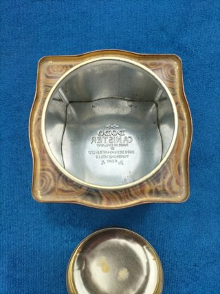 Caja metálica vintage para té