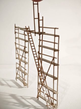 Maqueta Vollmer casa antigua con andamios