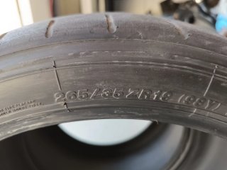 Neumático Yokohama Advan Neova A052 265/35/19