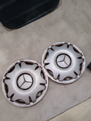 Tapacubos Mercedes Vito W639 (2 unidades)