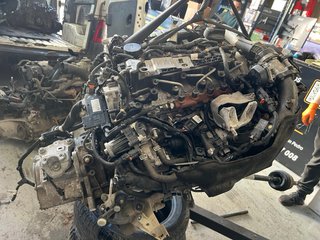 Motor Peugeot 208
