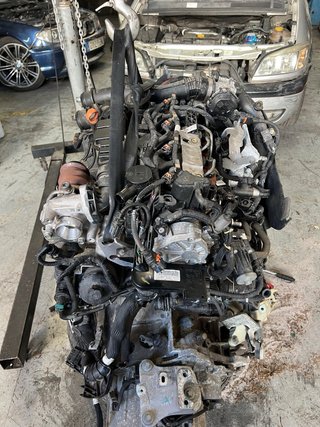 Motor Peugeot 208
