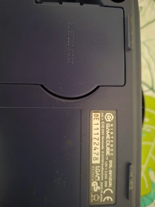 Nintendo GameCube Morado con Mando