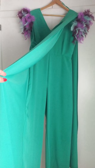 Mono verde con capa El Corte Inglés