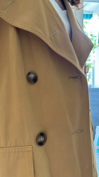 Gabardina cruzada beige nueva sin etiqueta