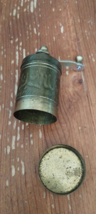 Molinillo de especias turco