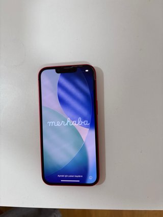 iPhone 13 256GB Rojo Con cargador oficial de apple