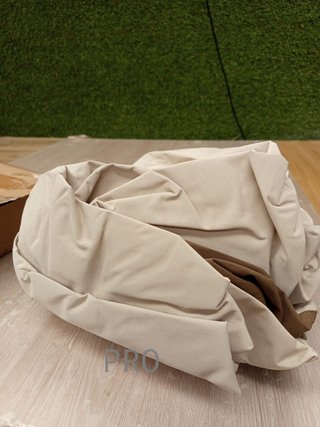 Fondello protettivo Amazon Basics per panca a 3 posti, Beige+bronzato